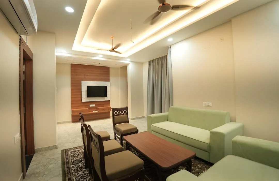 Hotel Chanda-1