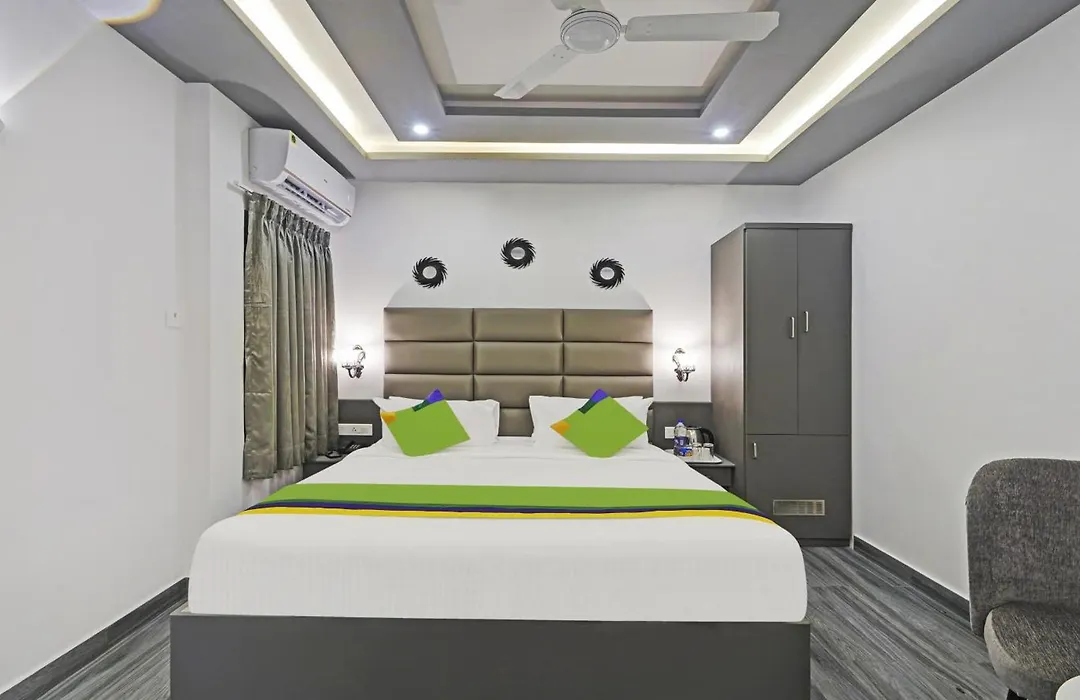 Treebo Premium Raffis' Andalusia Bay Way-1