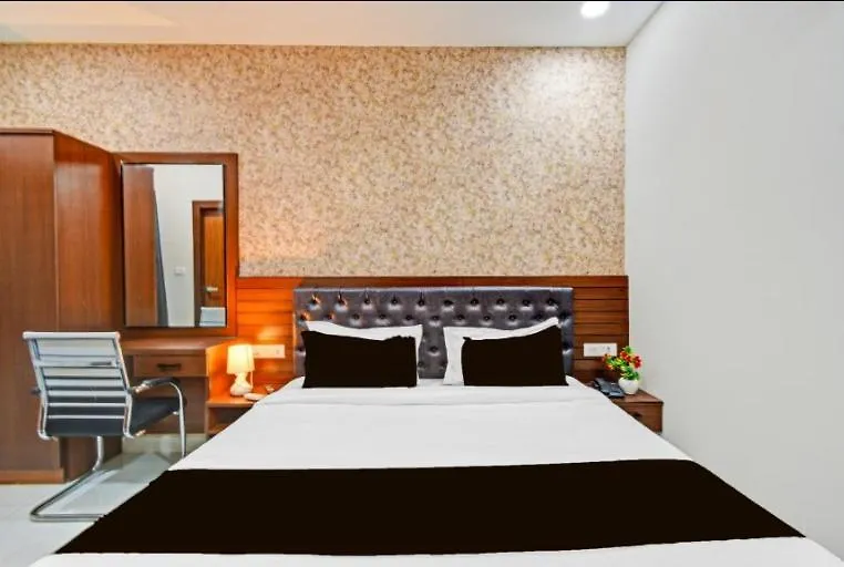 Hotel Green Leaf-1