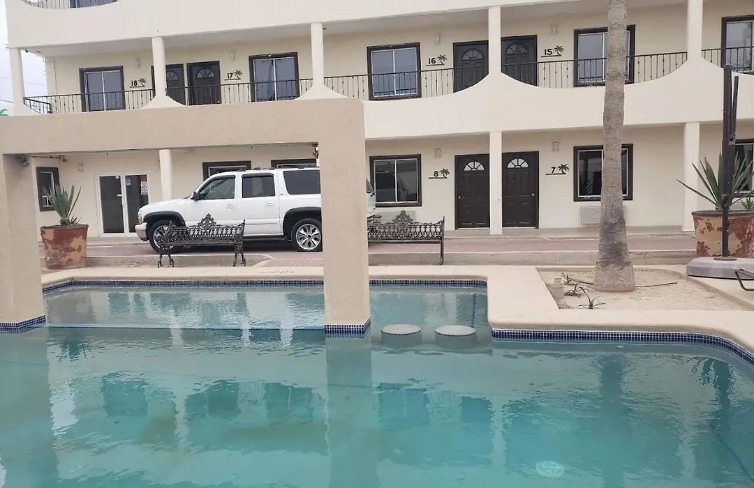 Hotel palma de oro-1