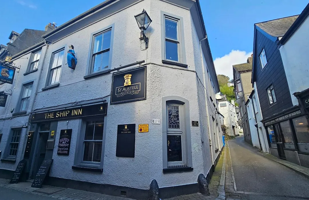 The Ship Inn Looe-1