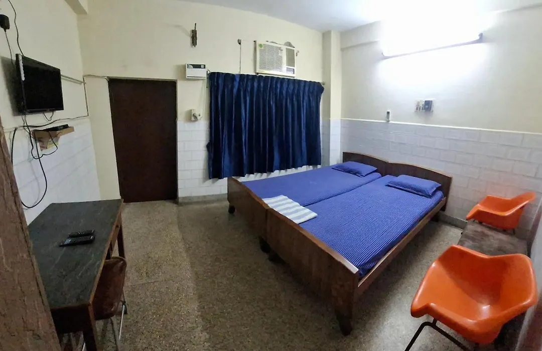 Sri Saibaba Guest House Heritage Town-1