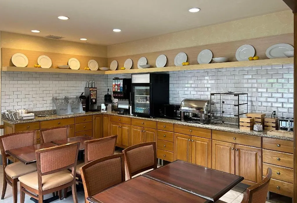 Country Inn & Suites By Radisson, Owatonna, Mn-1