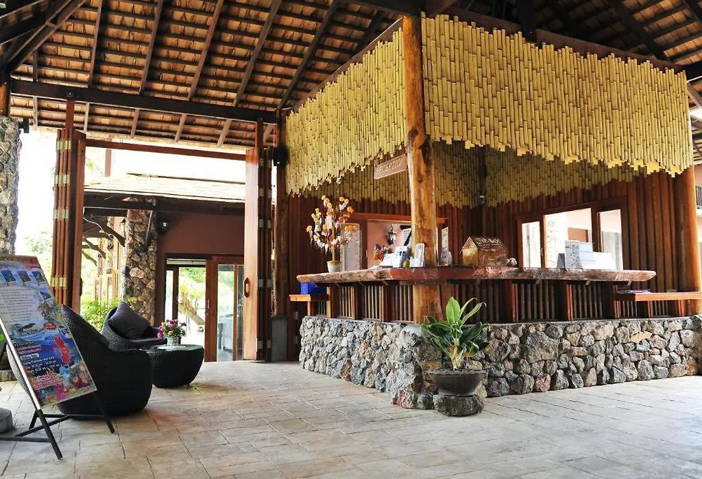 Beach Club Koh Tao-1