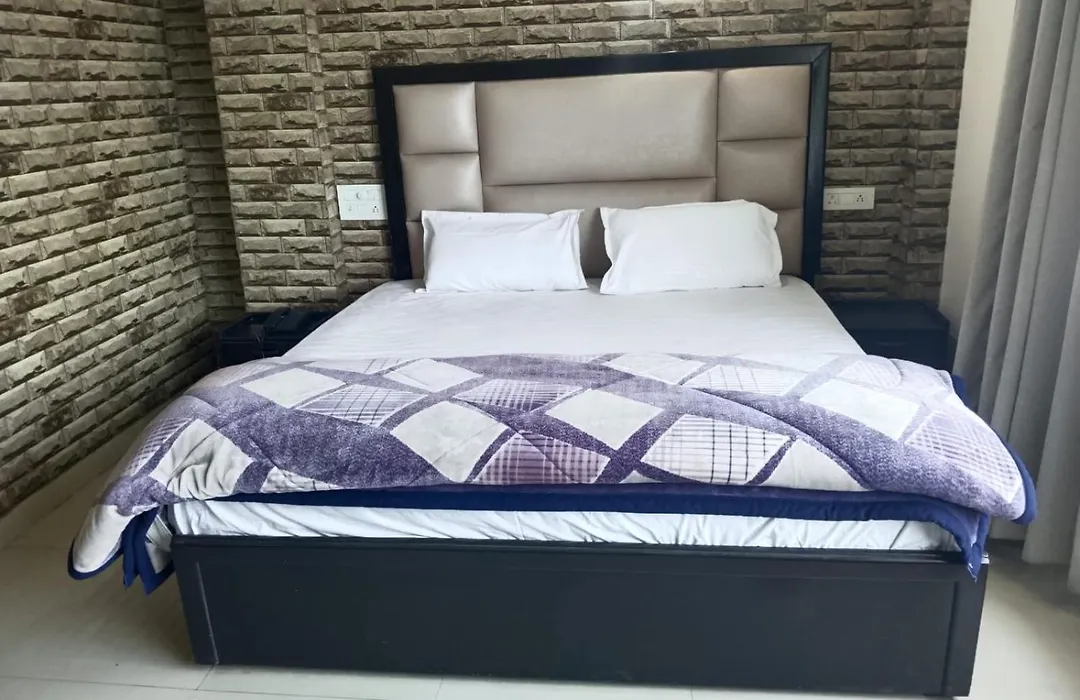 Hotel Gaurav Palace-1