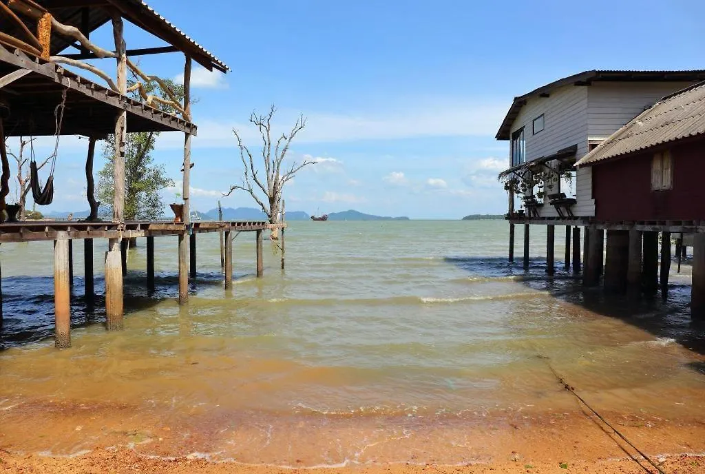 Lanta Paradise Beach Resort-1