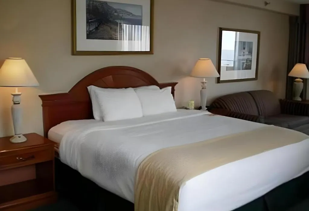 Emerald Beach Hotel-1