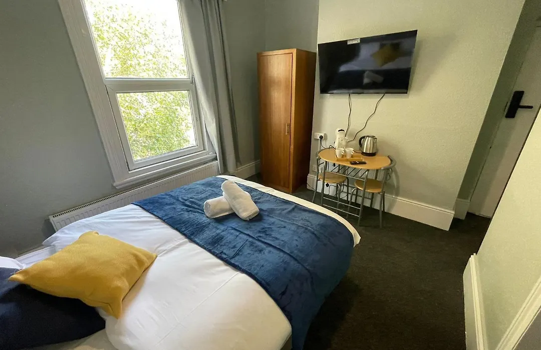 The Kirkdale Hotel-1