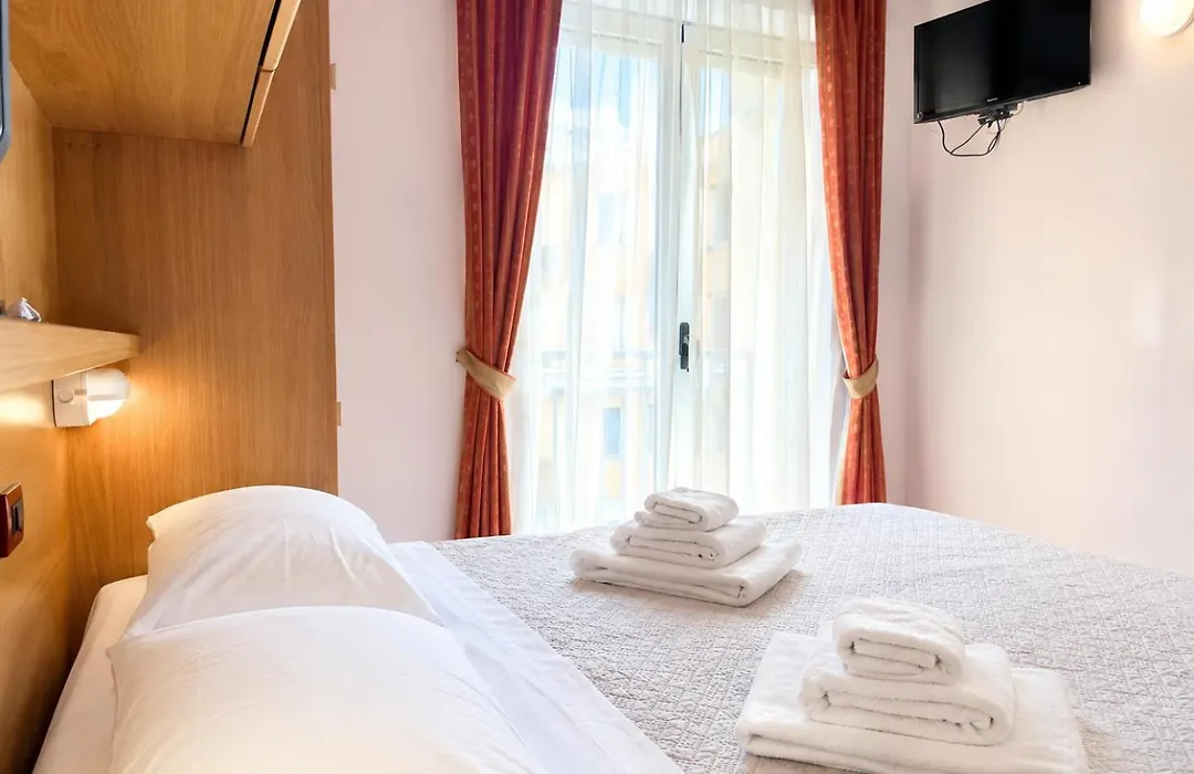 Hotel Kennedy-1