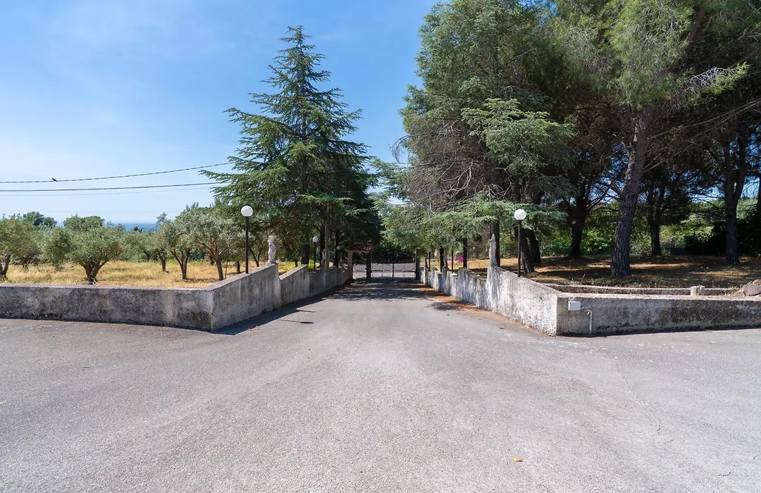 Villa Latina-1