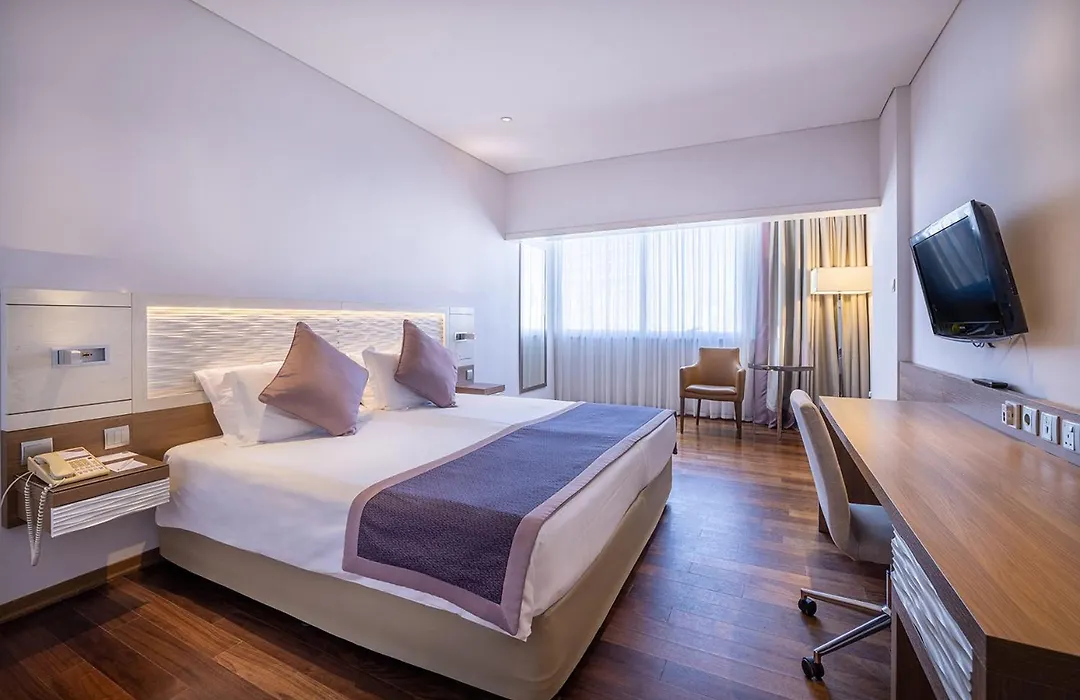 Crowne Plaza Limassol By Ihg-1