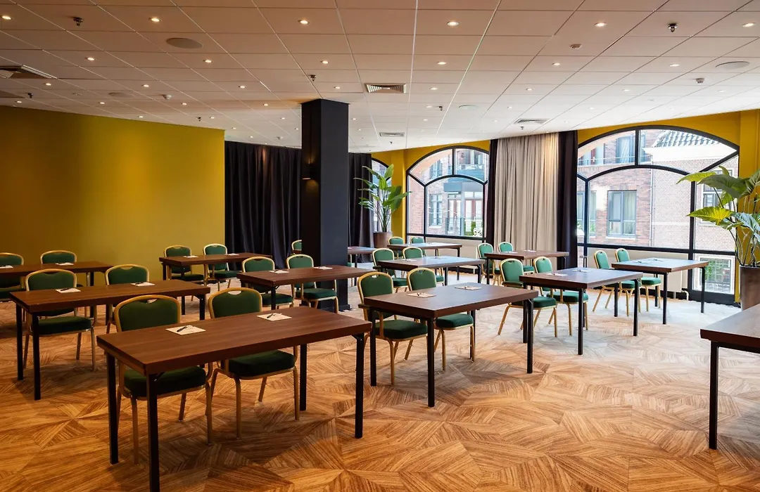 Hotel Theater Figi-1
