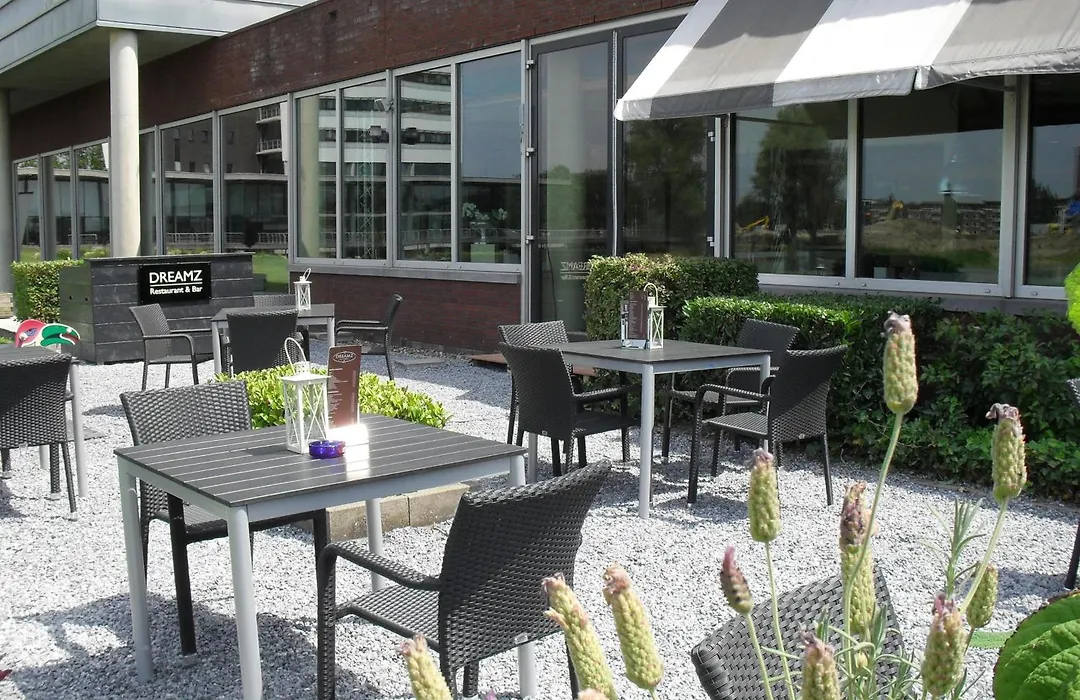 Select Hotel Maastricht-1