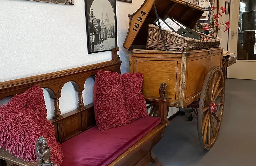 Hotel Hanzestadslogement De Leeuw in het centrum, Snoepwinkel, Hanzemuseum, Koffieschenkerij met Binnenplaats, Kamers met keukentje en Ontbijtservice-1