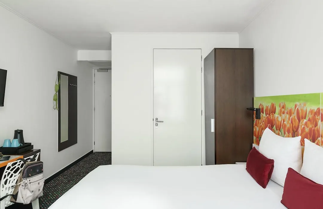 Ibis Styles Amsterdam City-1