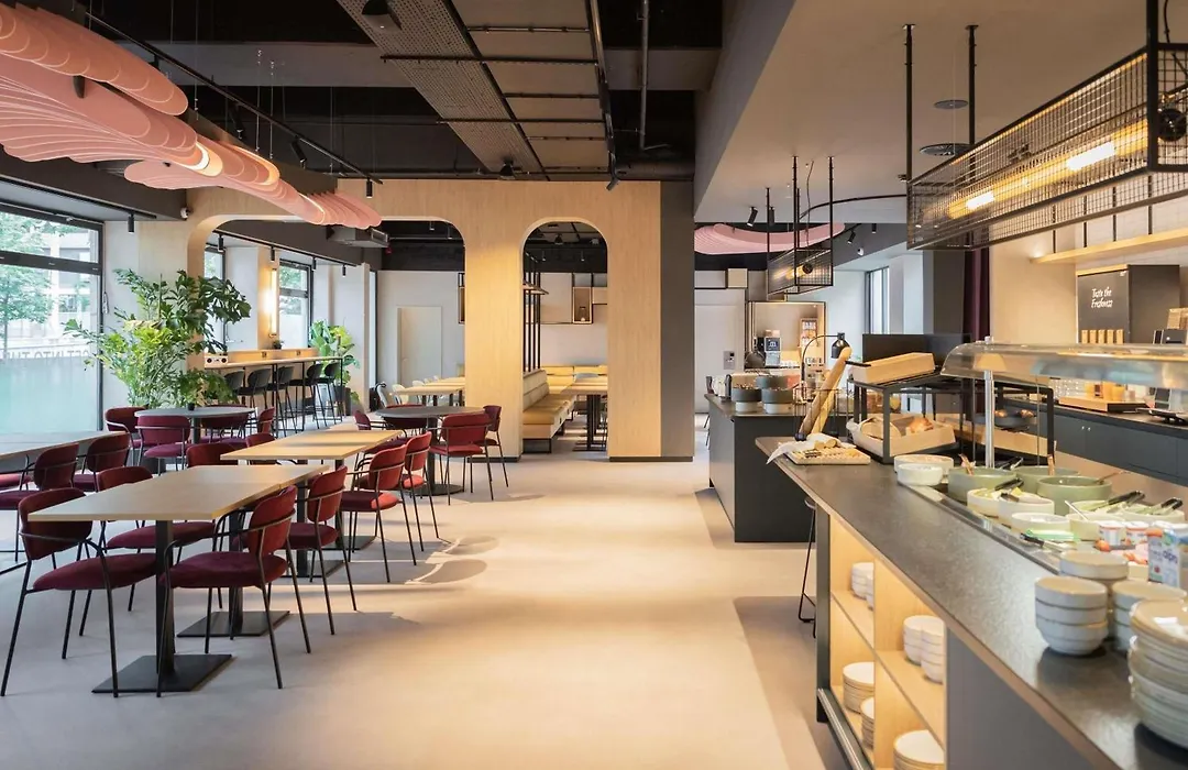 Ibis Antwerpen Centrum-1