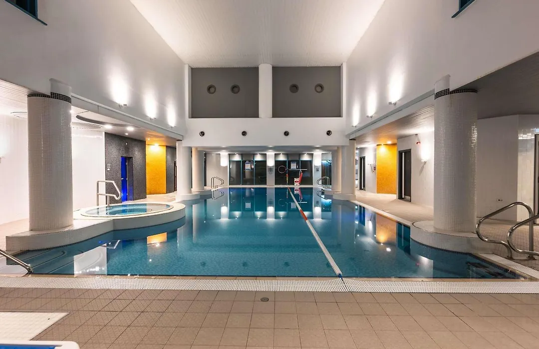 Novotel Cardiff Centre-1