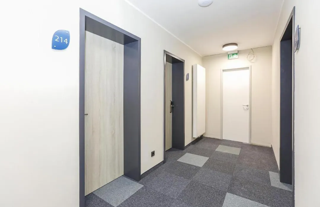 Smart Stay Hotel Station-1