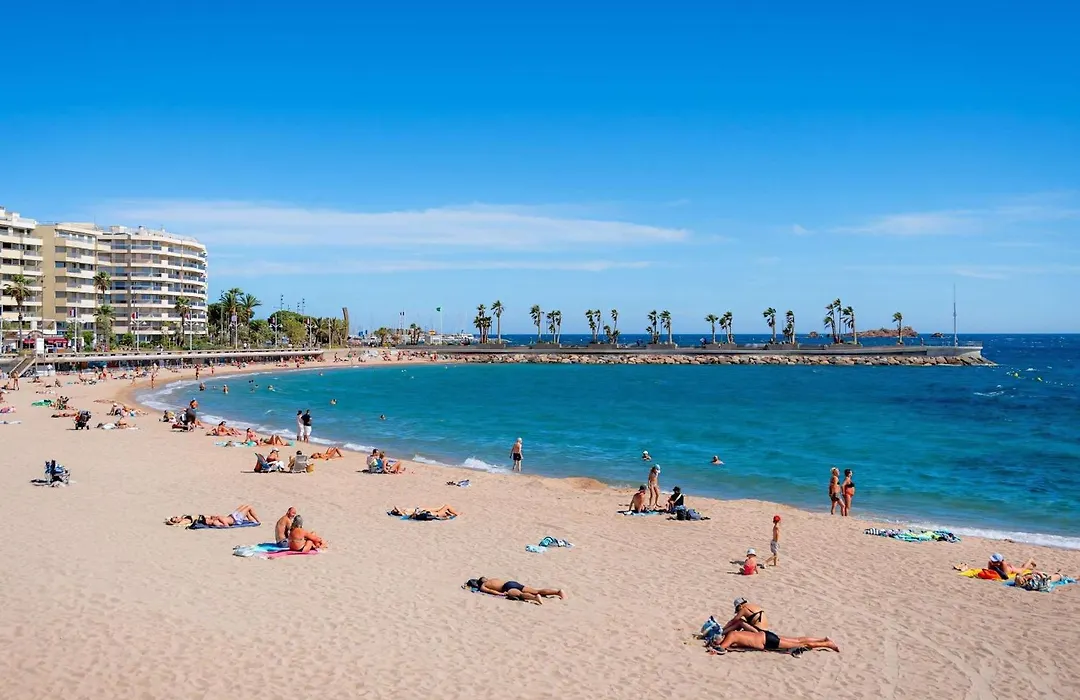 Mercure Saint Raphael Centre Plage-1