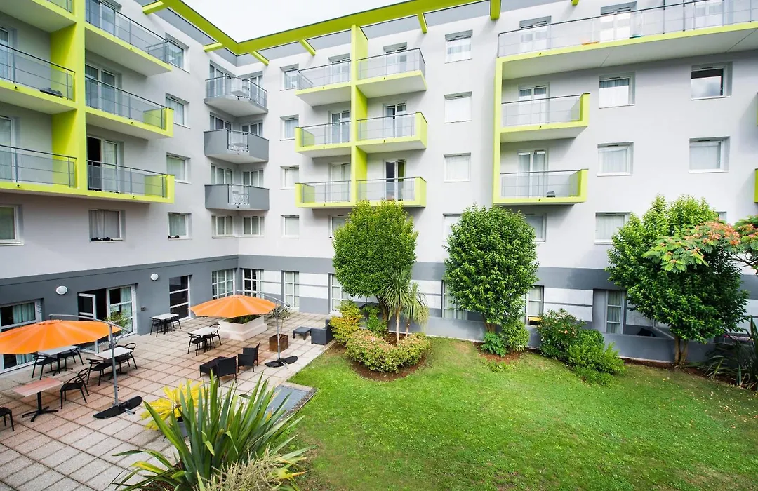 Zenitude Hôtel-Résidences Les Portes de l'Océan-1