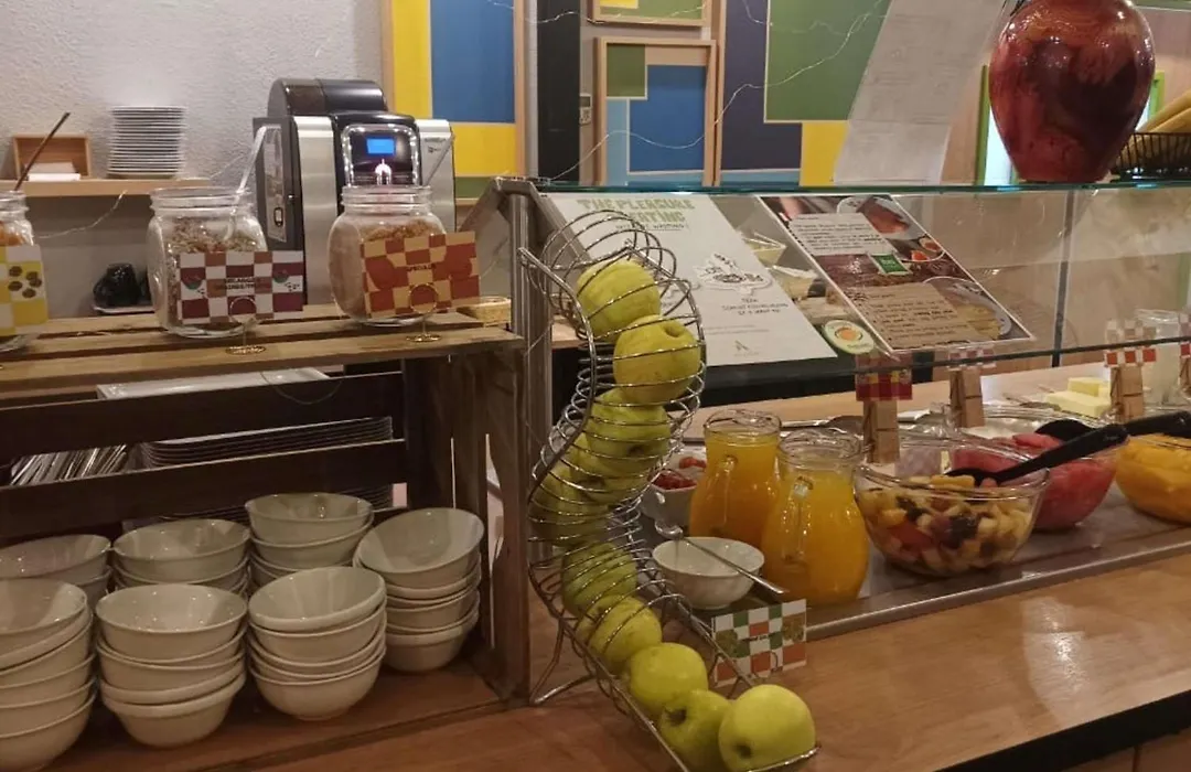 Ibis Styles Lyon Croix Rousse-1