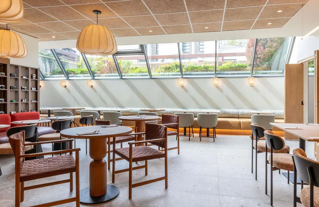 Hotel Mercure Paris Boulogne Pont De Saint Cloud-1