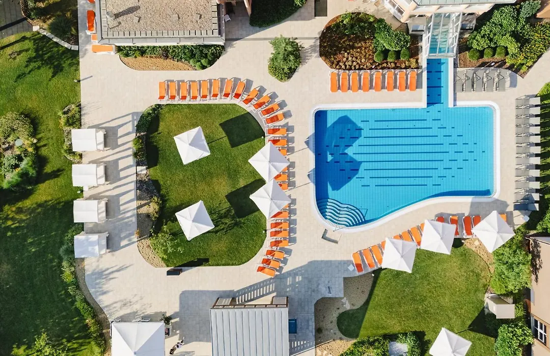Hotel Europa Fit Heviz-1