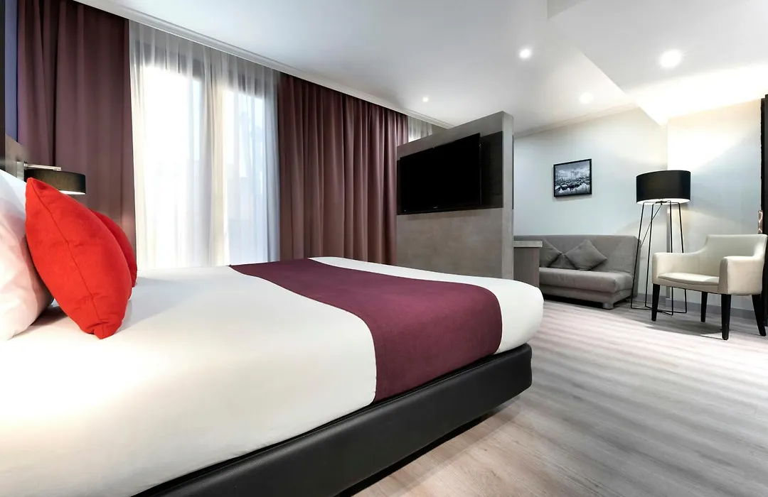 Leonardo Hotel Barcelona Las Ramblas-1