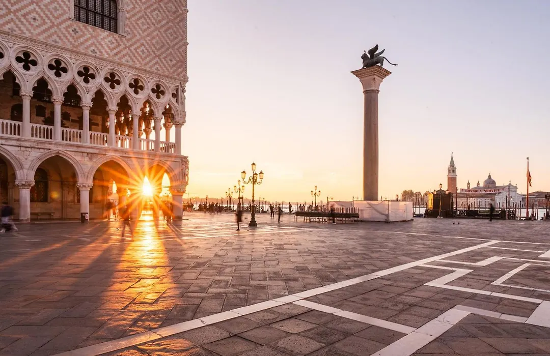 The Venice Times Hotel, Vignette Collection By Ihg-1