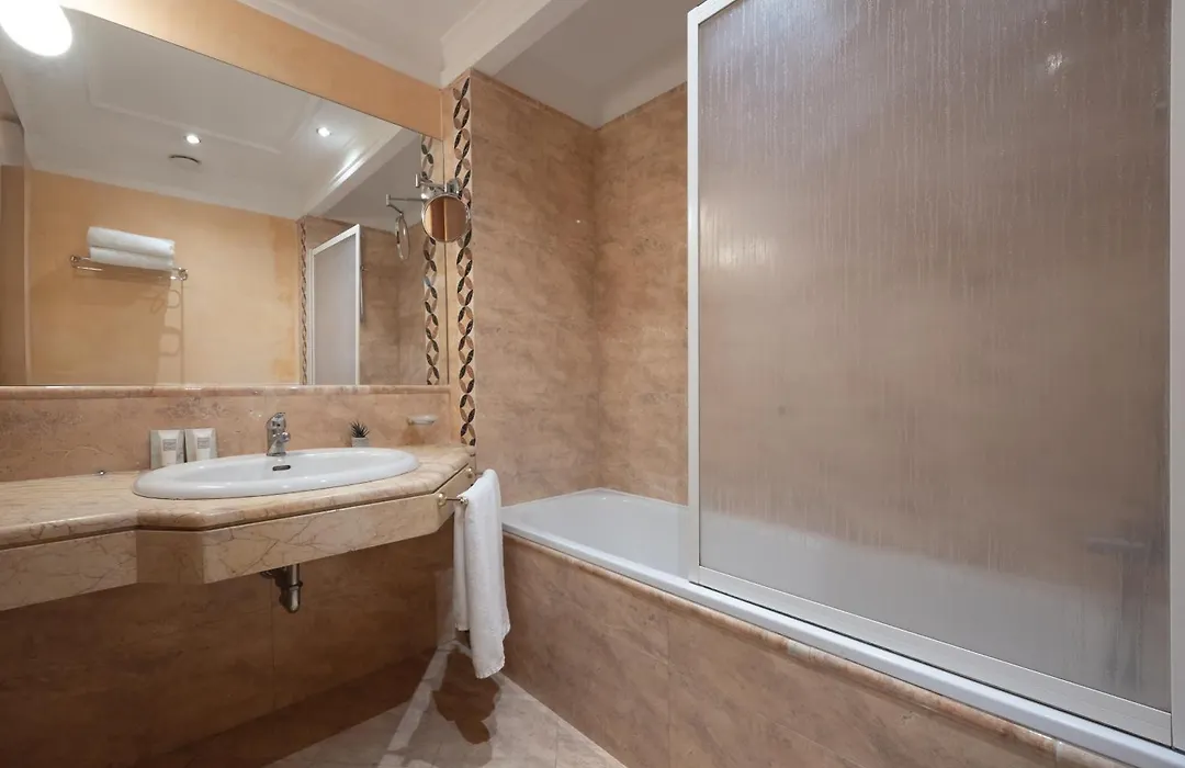 Hotel Roma Aurelia Antica-1
