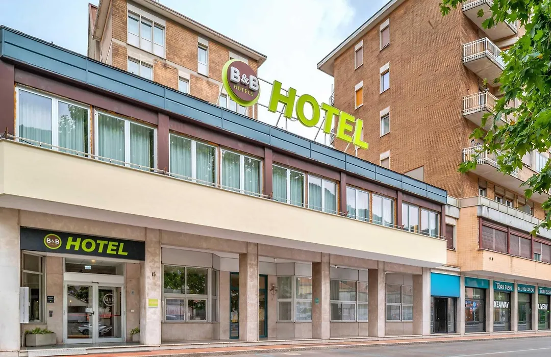 B&B Hotel Como City Center-1