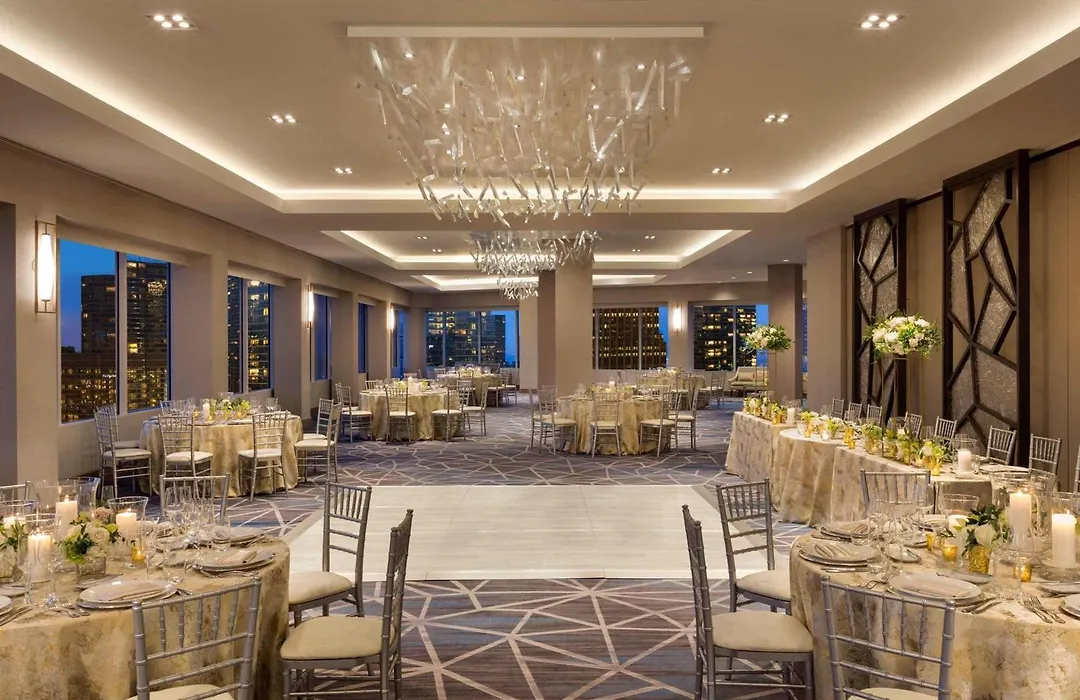 Swissotel Chicago-1