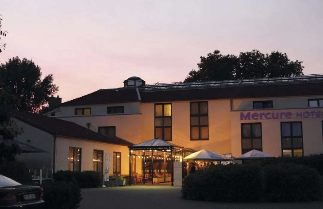 Mercure Tagungs- & Landhotel Krefeld-1