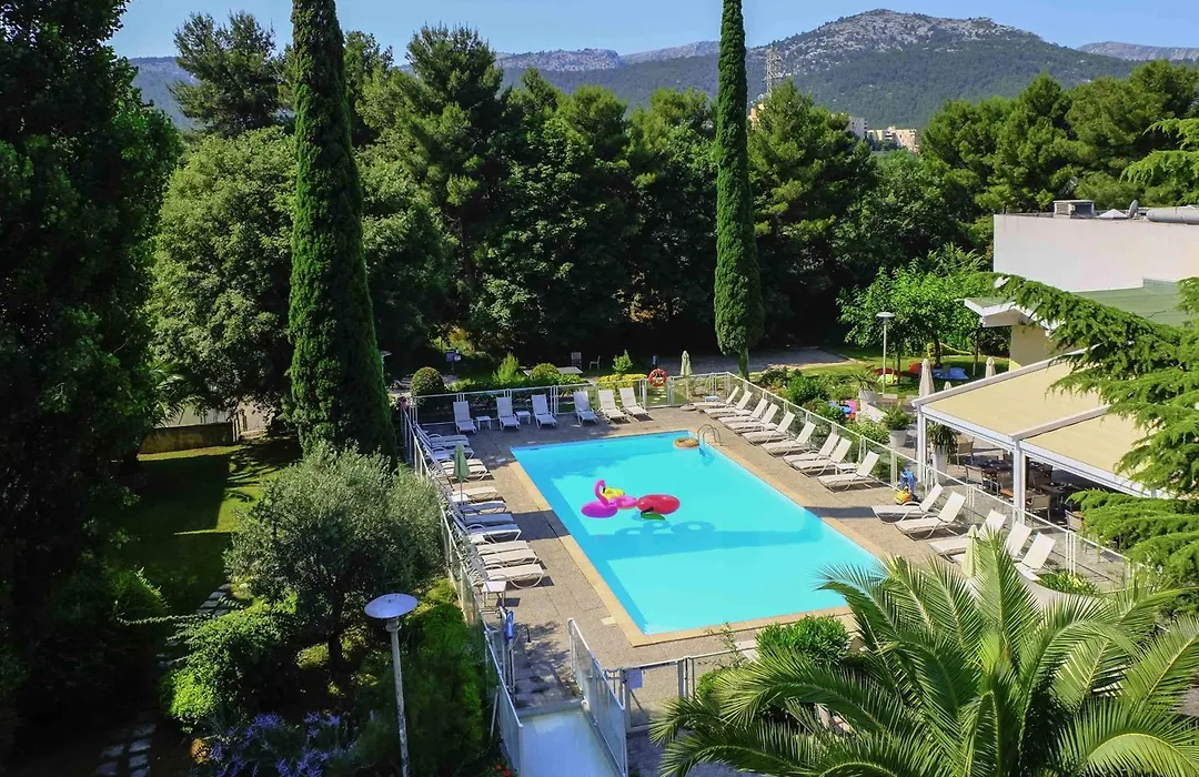 Novotel Marseille Est Porte D'Aubagne-1