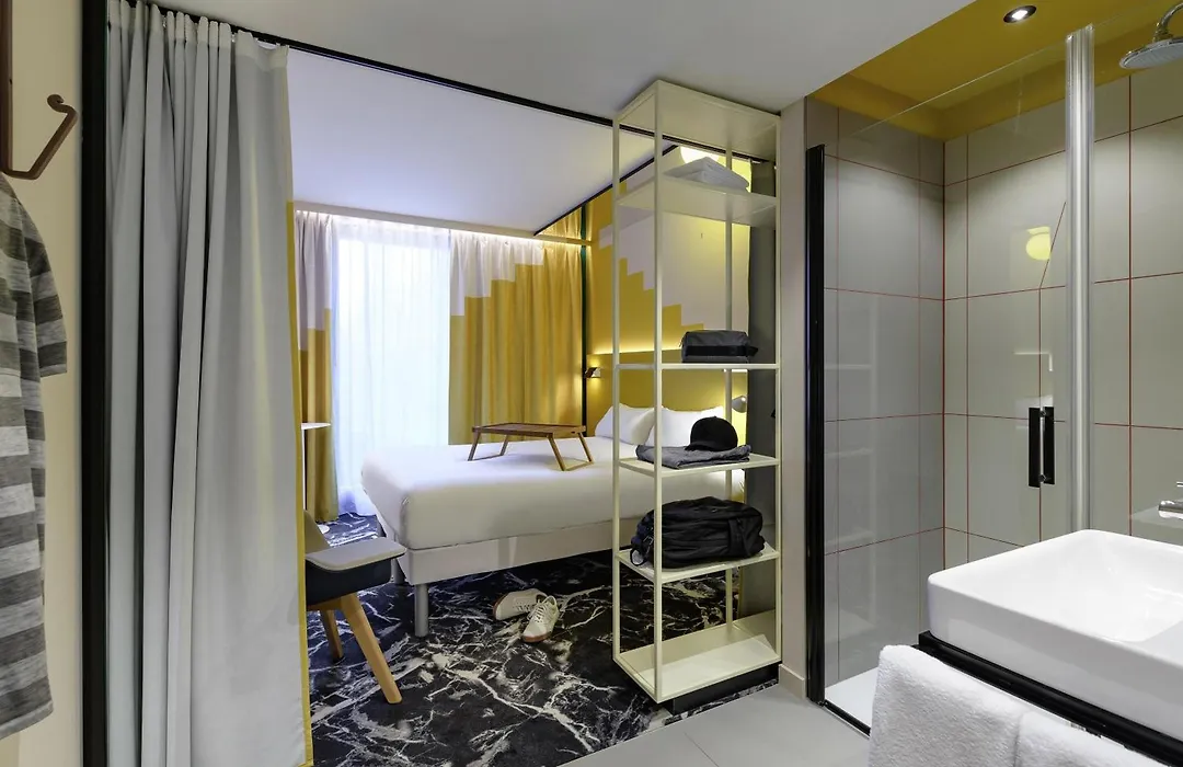 Ibis Styles Zurich City Center-1