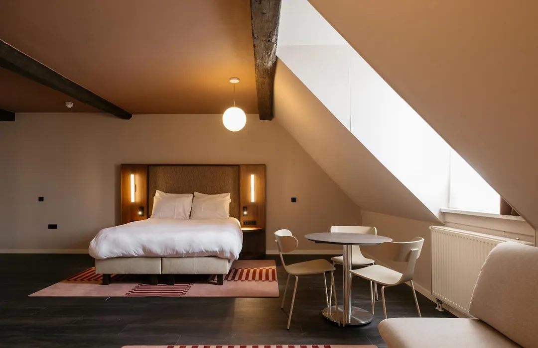 Hotel Vrythof - Just A Room - Digital Check-In, Key By Email Or Sms-1