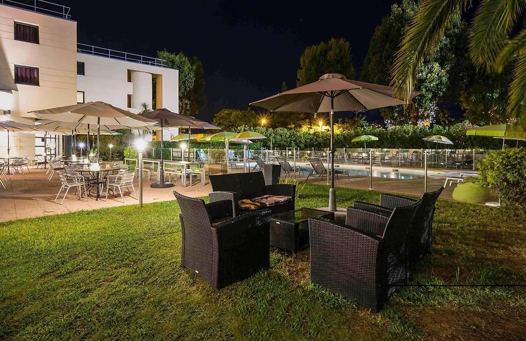 Mercure Cannes Mandelieu-1