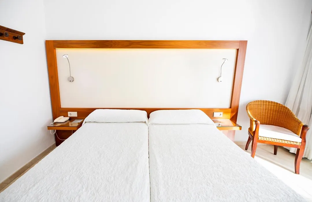Hotel Biniamar-1