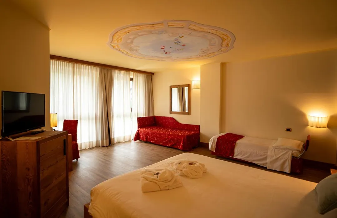 Hotel Cristallo-1