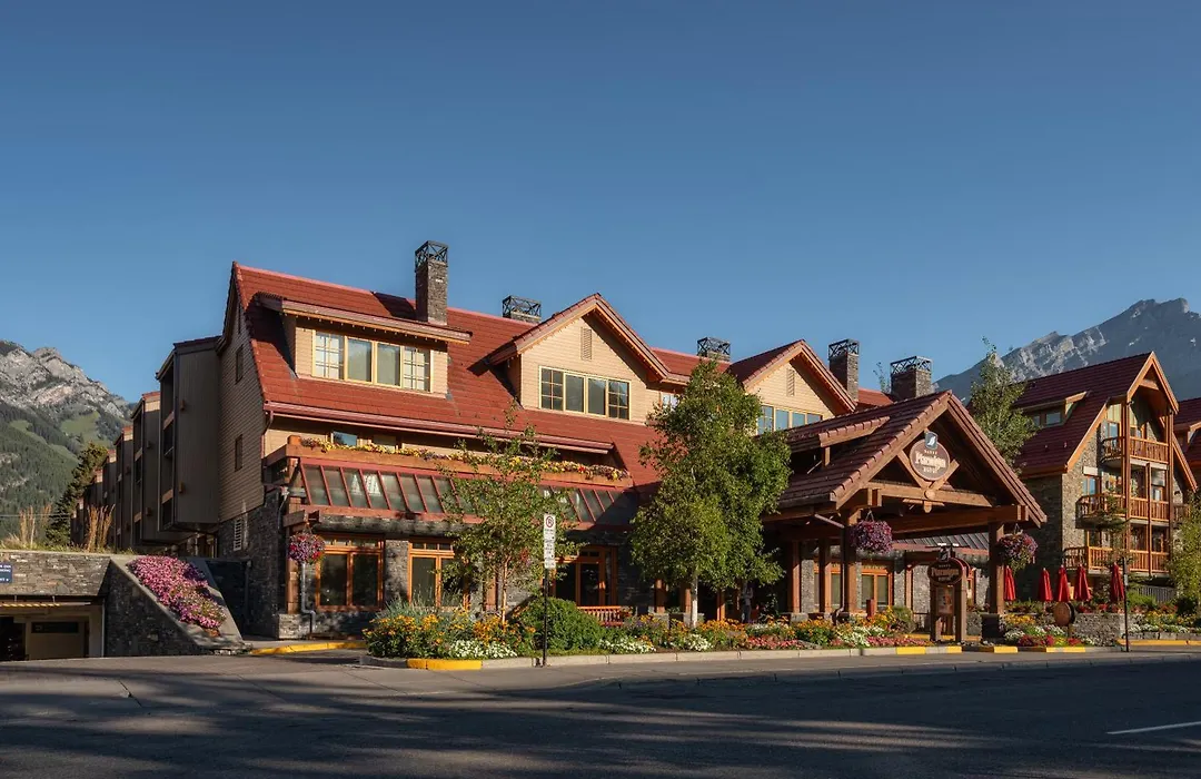 Banff Ptarmigan Inn-1