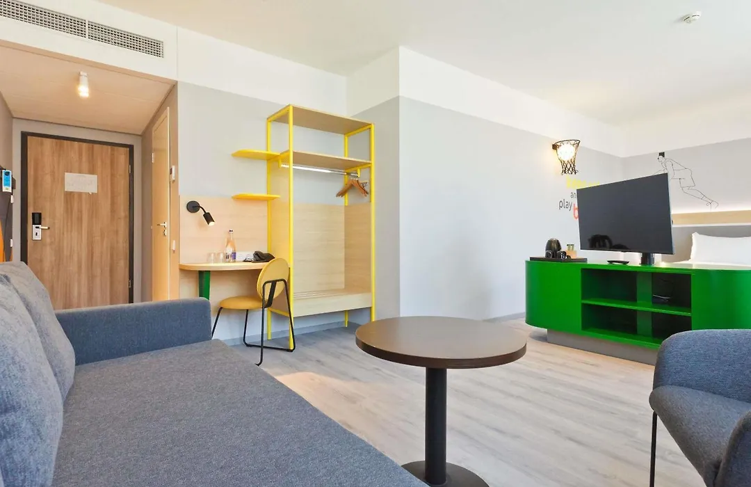 Ibis Styles Kaunas Centre-1