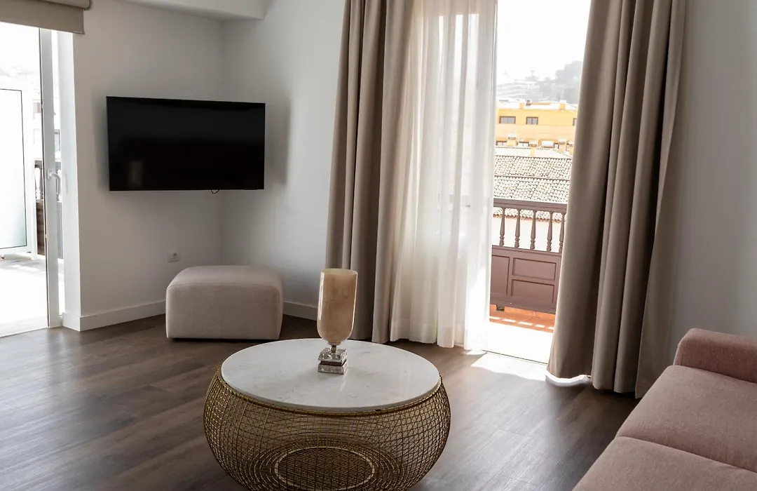 Hotel Monopol-1