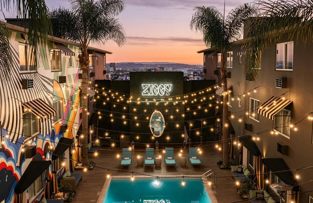 Hotel Ziggy On Sunset-1
