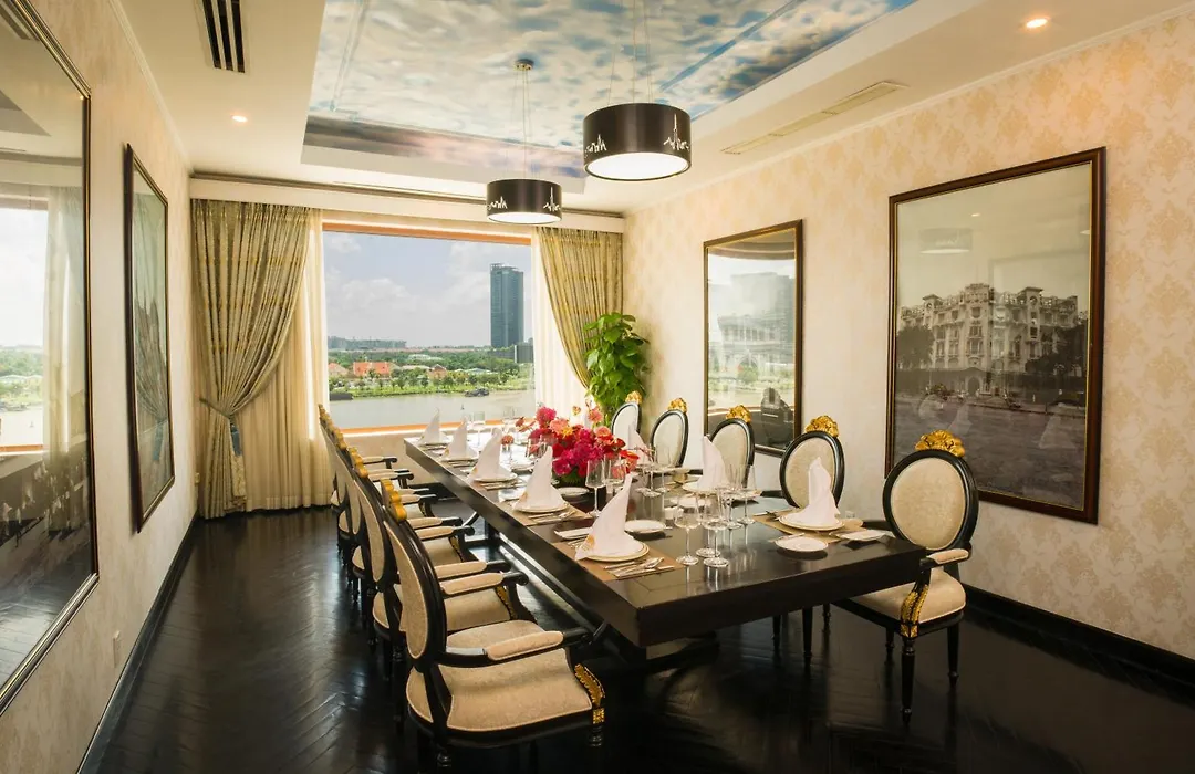 Hotel Majestic Saigon-1