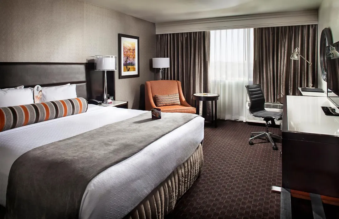 Crowne Plaza Phoenix Airport - Phx By Ihg-1