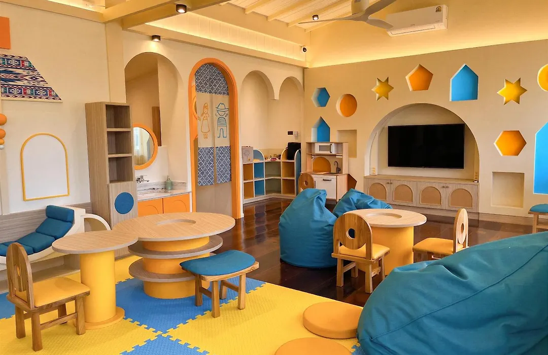 Outrigger Phi Phi Island Resort-1