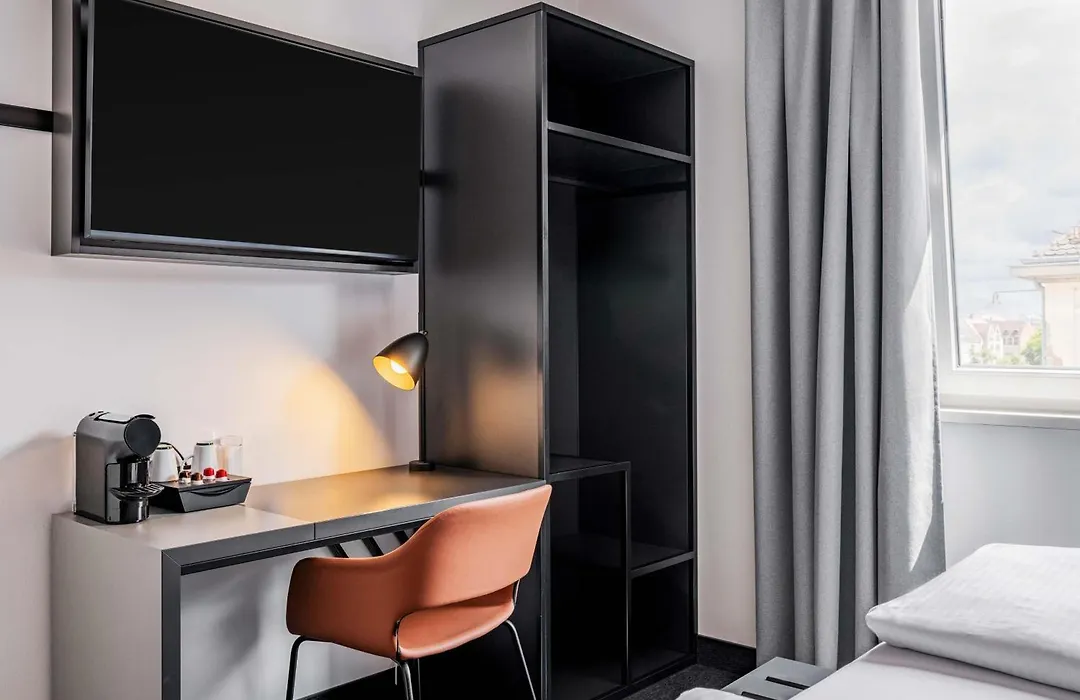 B&B Hotel Nürnberg-City-1