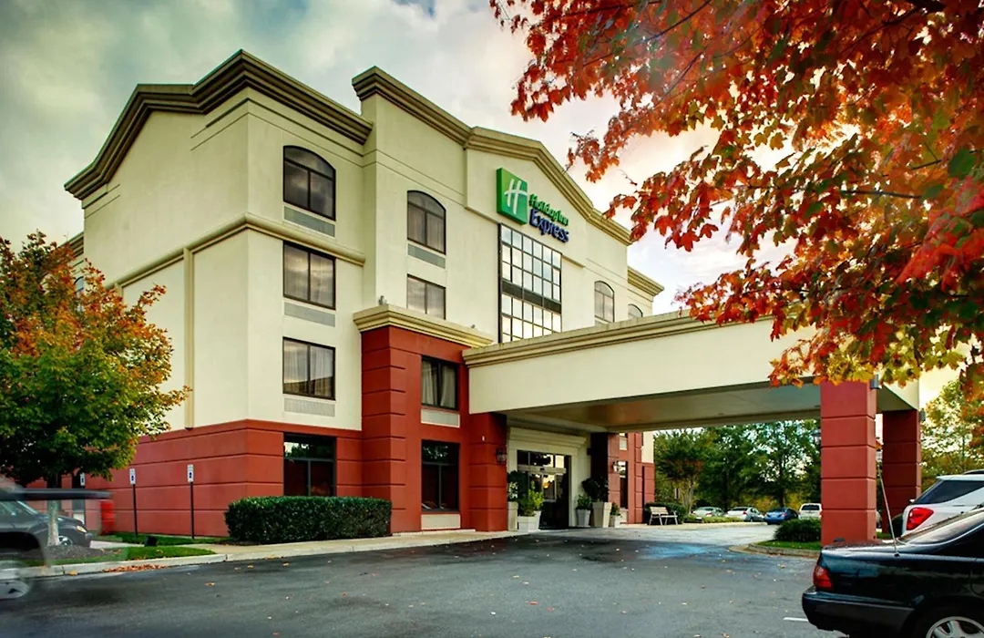 Holiday Inn Express Richmond Airport By Ihg-1