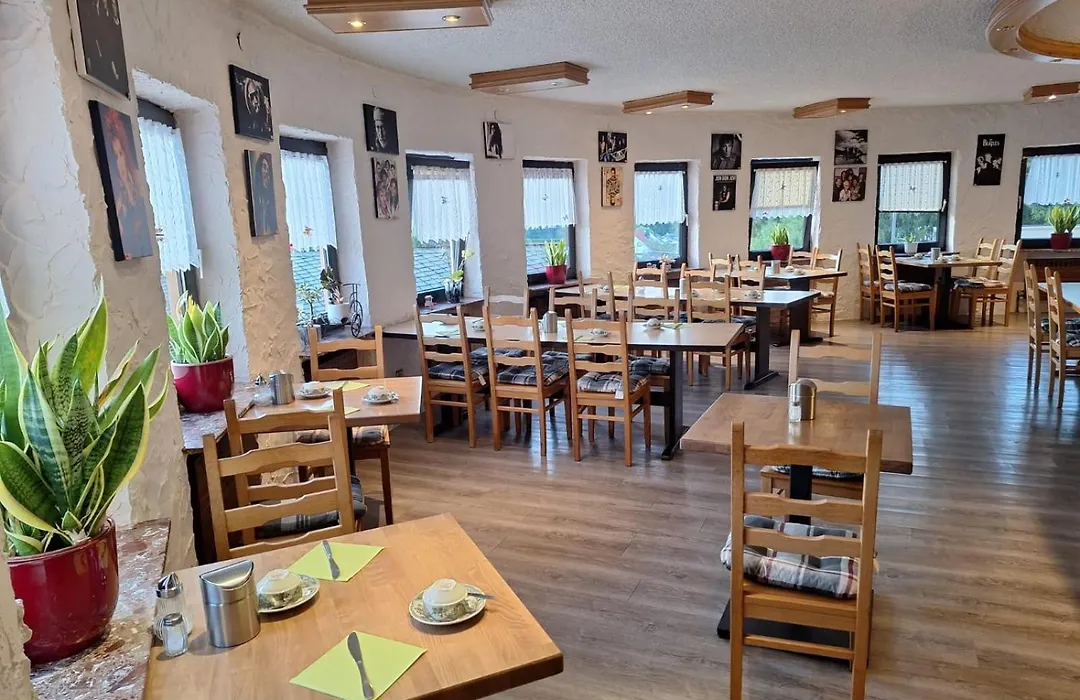 Landhotel Eifelblick-1
