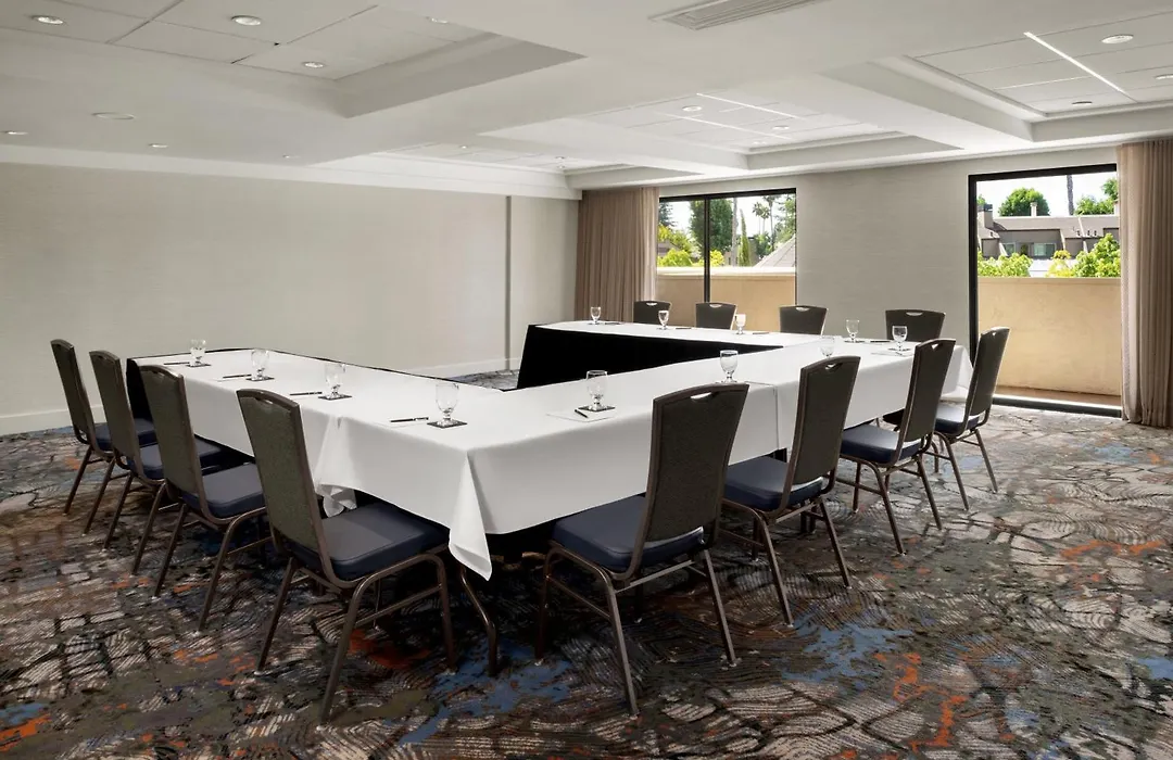 Hilton Stockton-1